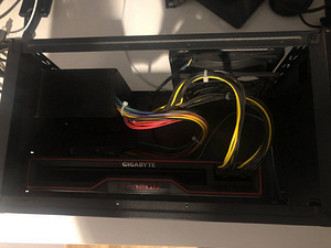 EGPU Sonnet Breakaway Box 550w (3 foto / 4)