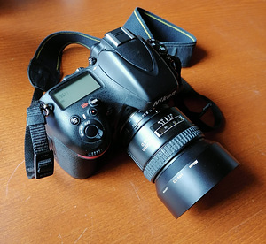 Nikon D800, Nikkor 85mm 1:1.8D (2 foto / 3)