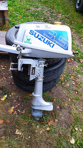 Suzuki 3,5 hj päramootor (1 foto / 2)