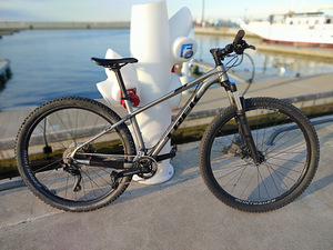 Trek X-Caliber 8 Maastikuratas
