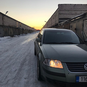 Volkswagen Passat 1.9 96kw (1 foto / 4)