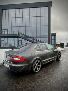 Skoda superb 2.0 125kw manu (1 foto / 12)