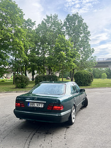 Mercedes-Benz E320 cdi (3 foto / 11)