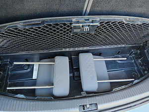 Volkswagen Touran (12 foto / 13)