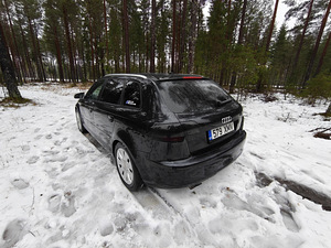 Audi A3 S-Line 2.0 R4 125kW (3 foto / 7)