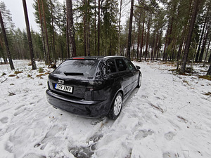 Audi A3 S-Line 2.0 R4 125kW (4 foto / 7)