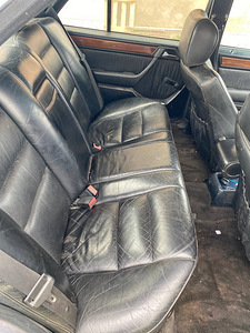 Varuosadena mersu W124 (3 foto / 10)