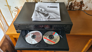 Technics SL-PD687 Compact Disc 5CD Changer Player (3 foto / 4)