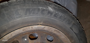 Chrysler grand voyager 2007 / Michelin 215/65 R16 (4tk) (4 foto / 5)