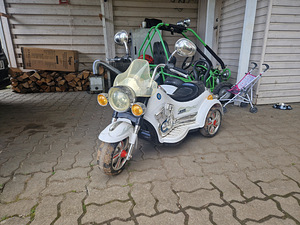 Laste elektri mootorratas (2 foto / 3)
