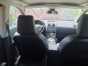 NISSAN QASHQAI (7 foto / 9)
