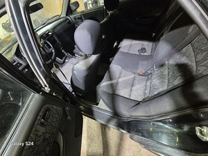 Mazda 626 B+LPG (3 foto / 7)