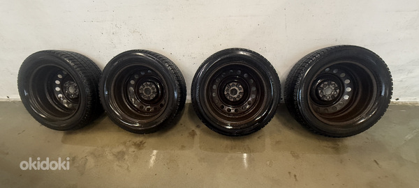 Bridgestone Blizzak 205/55R16 M+S 6-7мм. (с дисками Toyota)