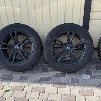 Valuveljed R18 rehvidega, KIA Sorento