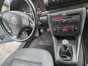 Audi A4 quattro (6 foto / 10)