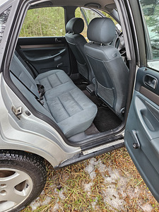 Audi A4 quattro (8 foto / 10)