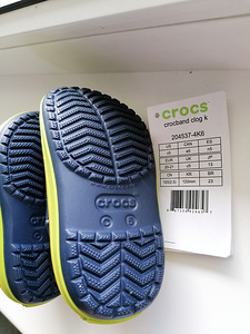 Crocs новые сандалии C5 (1 фото из 3)