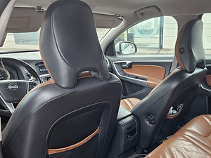 Volvo v60 2.0d5 120kw 2011 AT (8 foto / 10)
