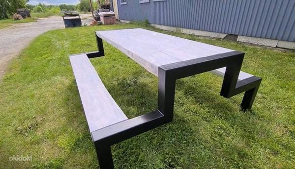 Metall jalgadega laud // Обеденный стол из дерева и металла (фото #1)