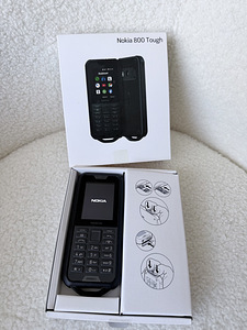 Nokia 800 Tough (2 фото из 4)