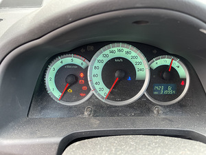 Toyota Corolla Verso (9 foto / 12)