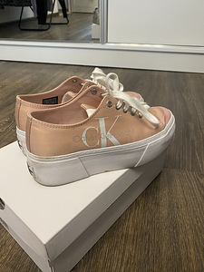 Calvin Klein kedi ,razmer 37 (2 foto / 2)