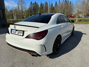 Mercedes-Benz CLA 200 (2 foto / 2)