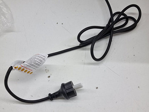 UPBUD H1 küttekeha 1500W must UUS! (6 foto / 8)