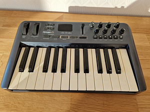 Midi keyboard M-audio Oxygen 25 (3 foto / 3)