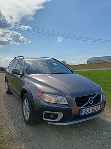 Volvo XC70 T6 2011 (3 foto / 12)
