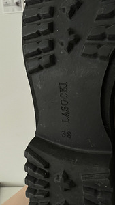 Naiste nahast poolsaapad 38r (4 foto / 4)