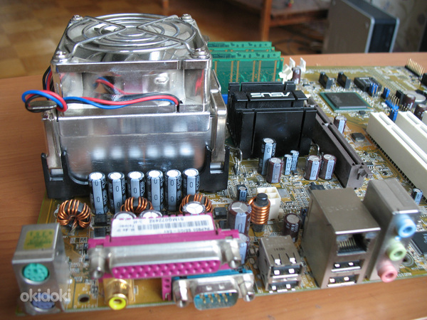 ASUS P4P800SE, Pentium4 3,0 ГГц, 1 Гб (фото #3)