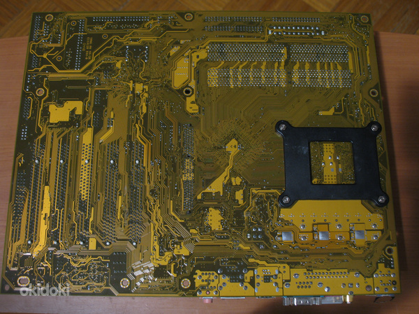 ASUS P4P800SE, Pentium4 3,0 ГГц, 1 Гб (фото #4)