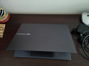 ASUS VivoBook Pro 14 OLED (9 foto / 10)