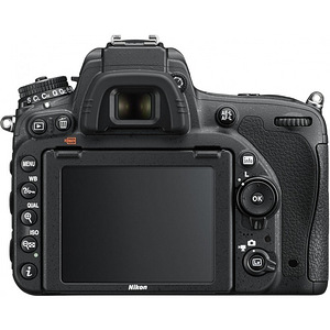 Nikon D750 (2 фото из 2)