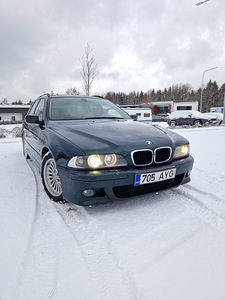 BMW 525i (1 фото из 6)