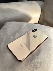 iPhone Xs 64GB (3 foto / 3)
