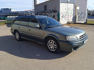 Subaru Legacy Outback (1 фото из 10)