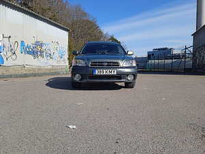 Subaru Legacy Outback (6 фото из 10)