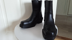 Naiste kingad BERSHKA (2 foto / 10)
