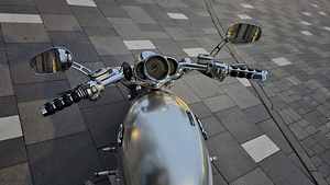 Harley-Davidson V-Rod 2003 юбилейный (3 фото из 3)
