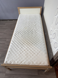 Ikea voodi (3 foto / 3)