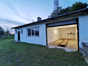 Äripind, garaazid, väike-maarja. (2 foto / 2)