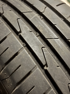 Диски Шины 195/60 R15 Hankook (3 фото из 8)