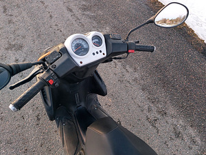 Yamaha Aerox 70cc 2011a Roller / Mopeed (7 foto / 7)