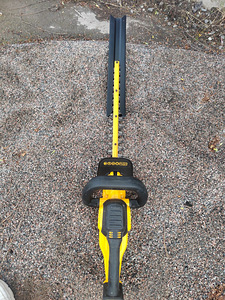 Hekilõikur DeWALT DCM563PB-XJ (1 foto / 4)