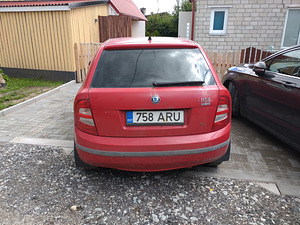 Skoda Fabia (3 foto / 5)