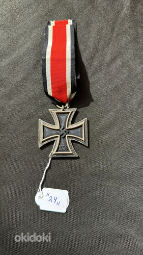 Железный крест 2 класса WW2. Клеймо 24 на ушке. (фото #1)