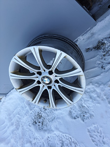 16" valuveljed 5x120 (1 foto / 1)