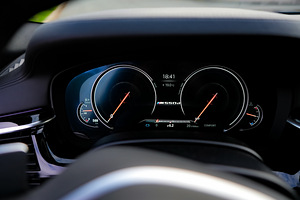 BMW M550D xDrive (4 foto / 15)